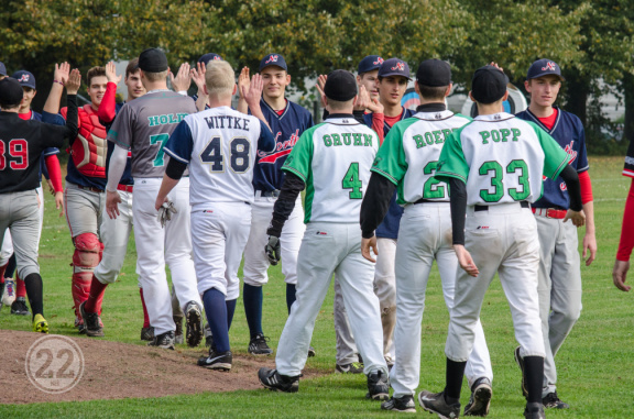 15440529115 a80e0917be o